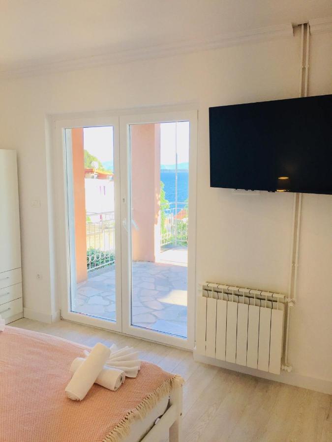 Apartments Jurakovic Živogošće Εξωτερικό φωτογραφία