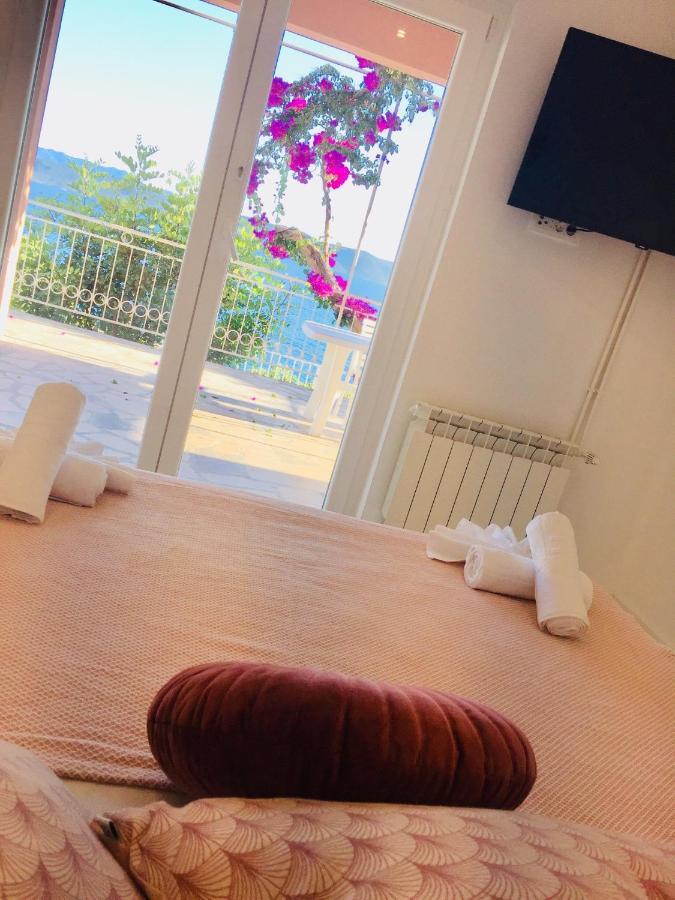 Apartments Jurakovic Živogošće Εξωτερικό φωτογραφία