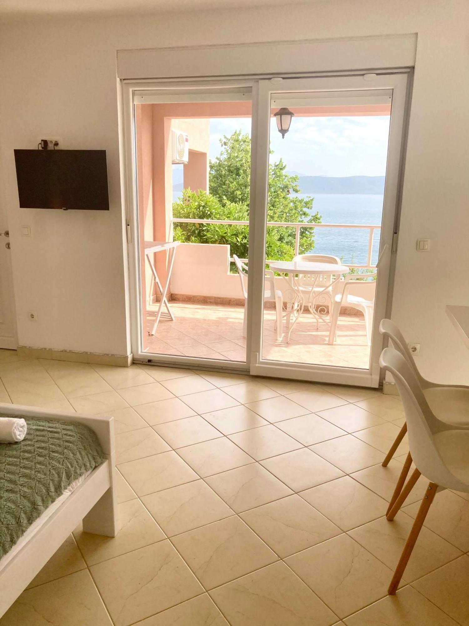 Apartments Jurakovic Živogošće Εξωτερικό φωτογραφία