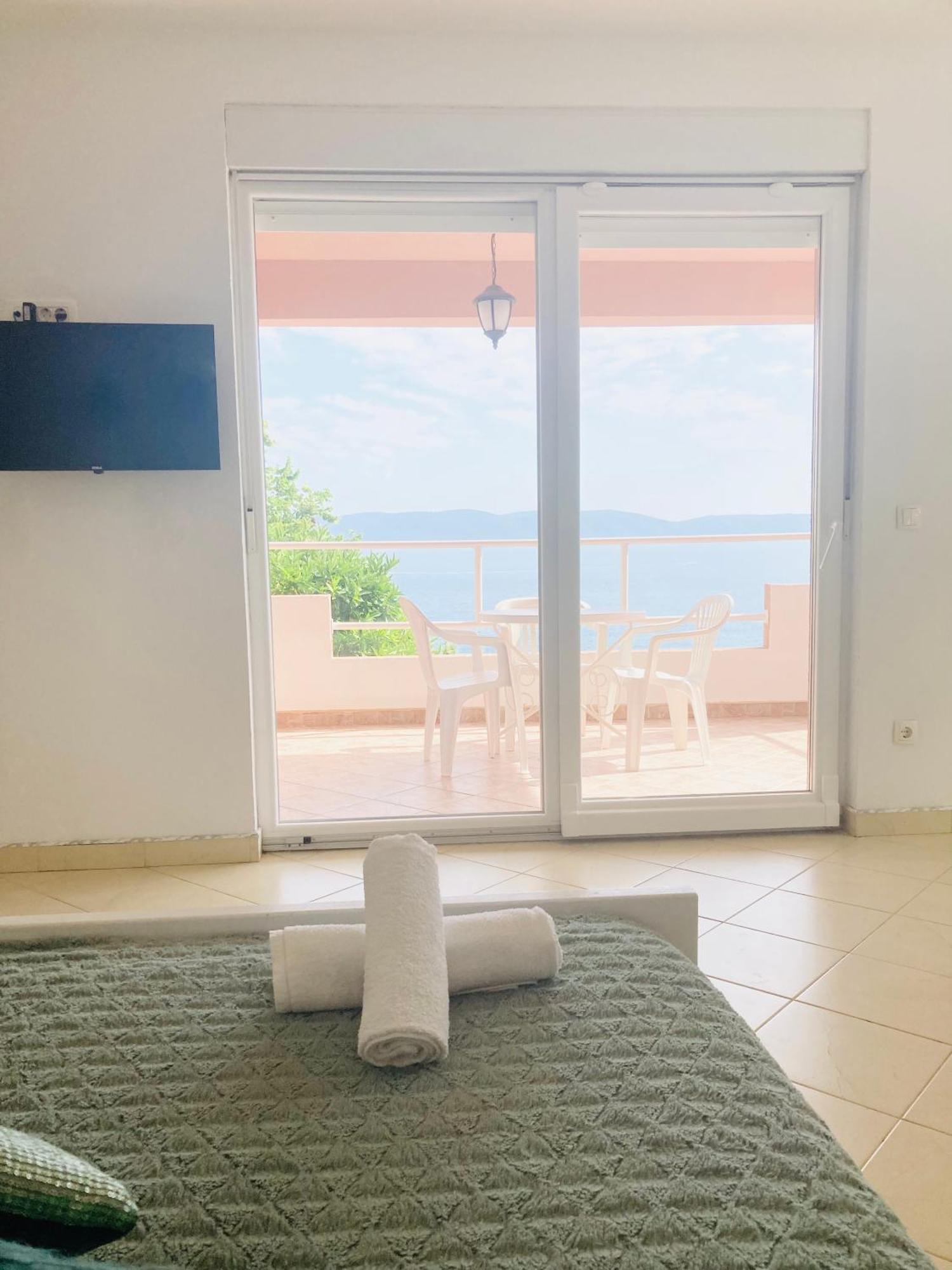 Apartments Jurakovic Živogošće Εξωτερικό φωτογραφία