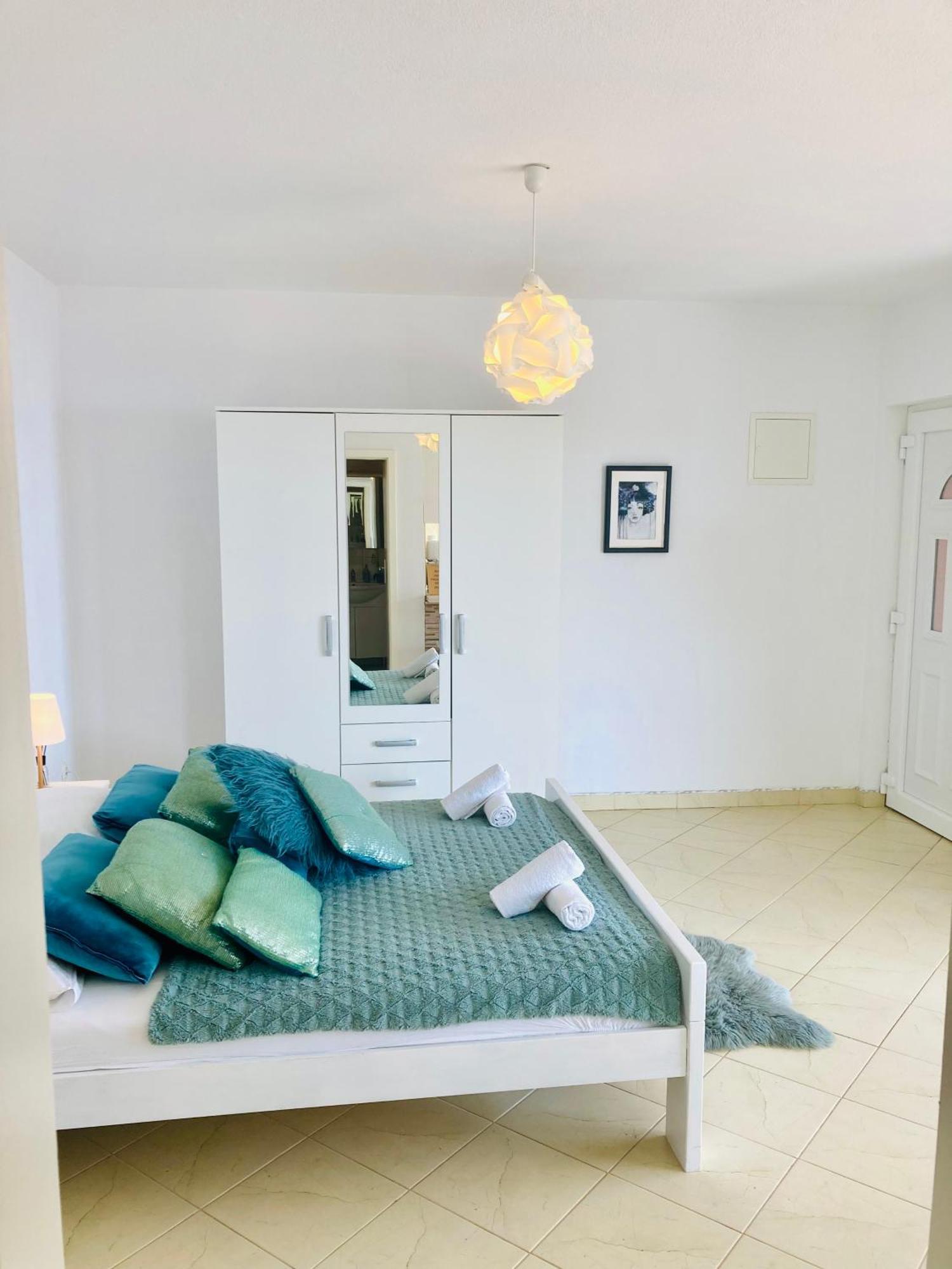 Apartments Jurakovic Živogošće Εξωτερικό φωτογραφία