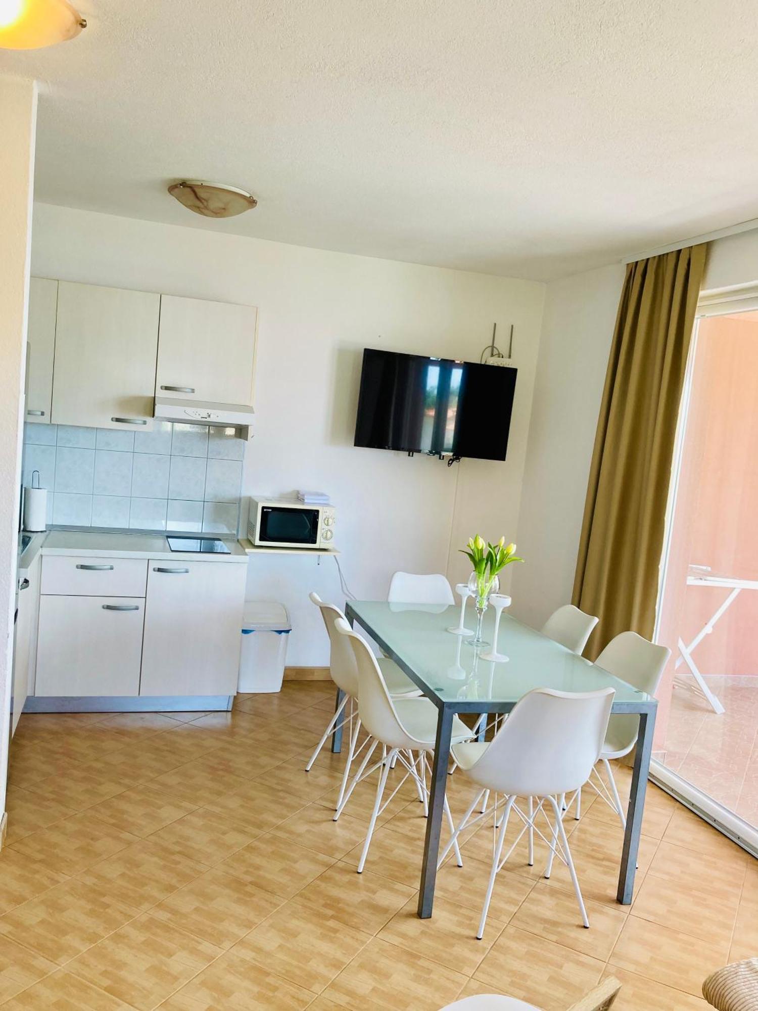 Apartments Jurakovic Živogošće Εξωτερικό φωτογραφία